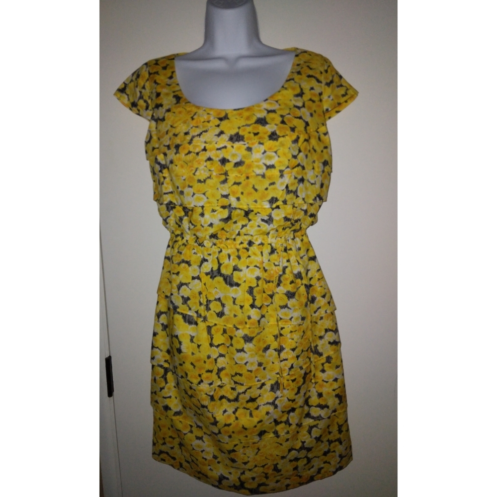Gabby Skye Floral Print Cap Sleeve Dress